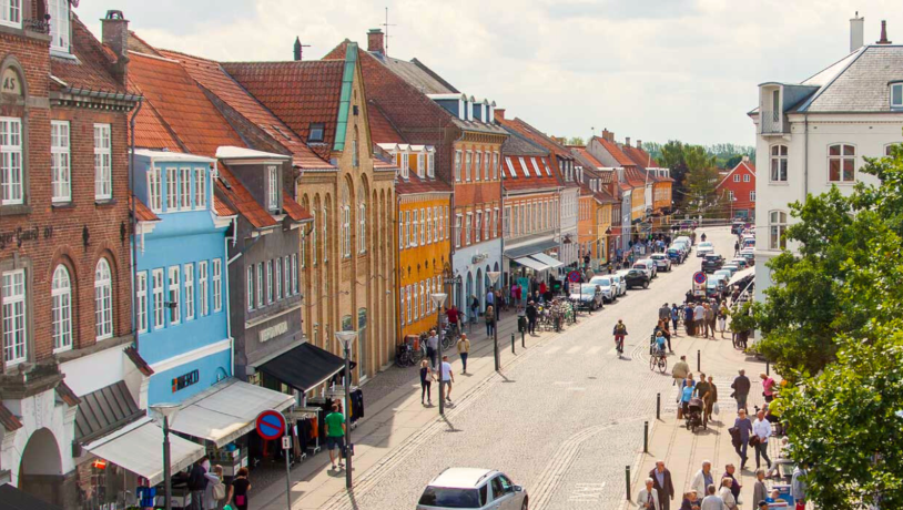 Udsigt til Brogade og Køge Torv