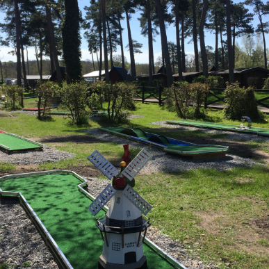 Minigolf med de nærmeste